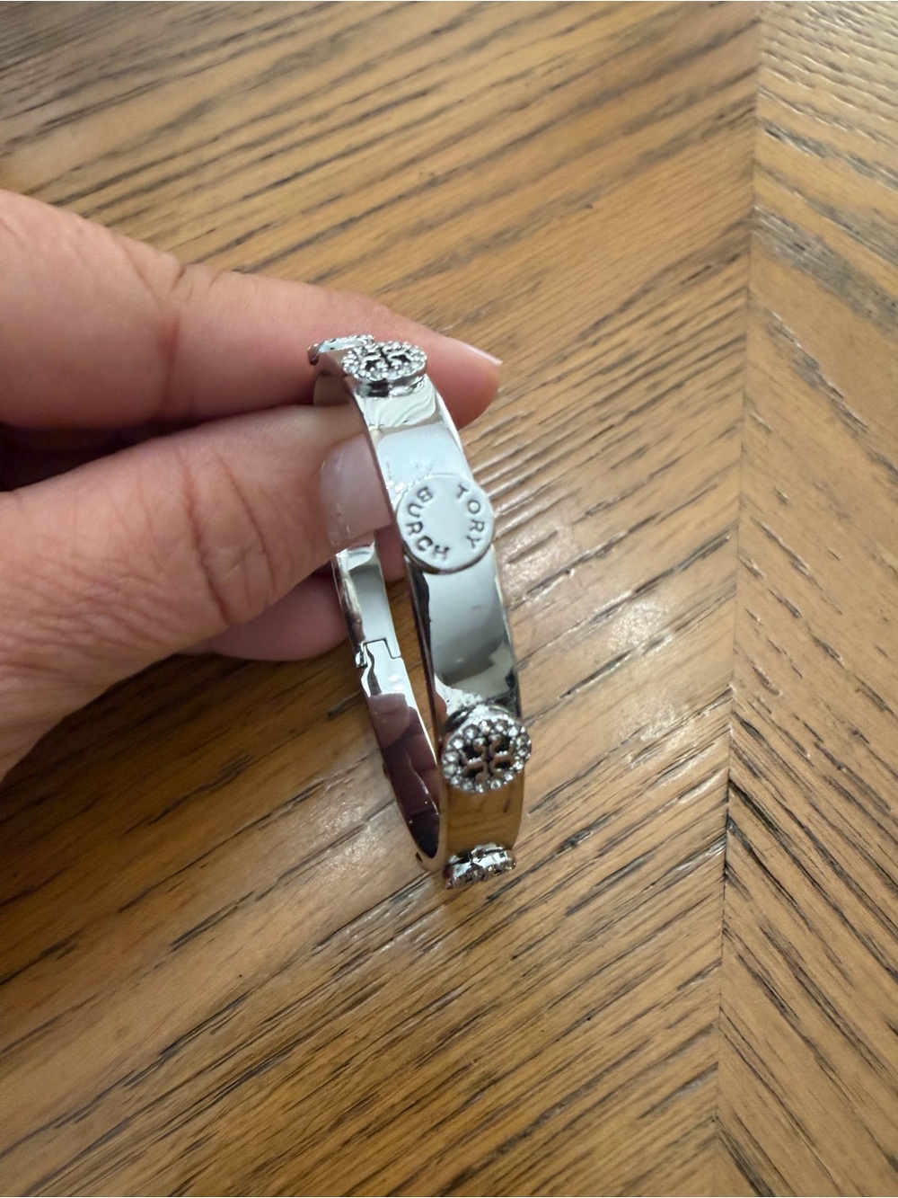 Tory Burch Silver Logo Pave Bangle Bracelet - Picture 4 of 5
